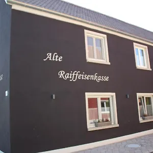 Alte Raiffeisenkasse Apartment